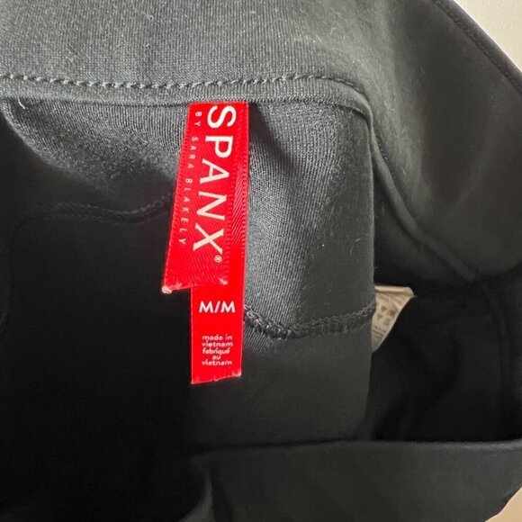 Spanx black pants back pockets slimming women’s size medium - Picture 7 of 10